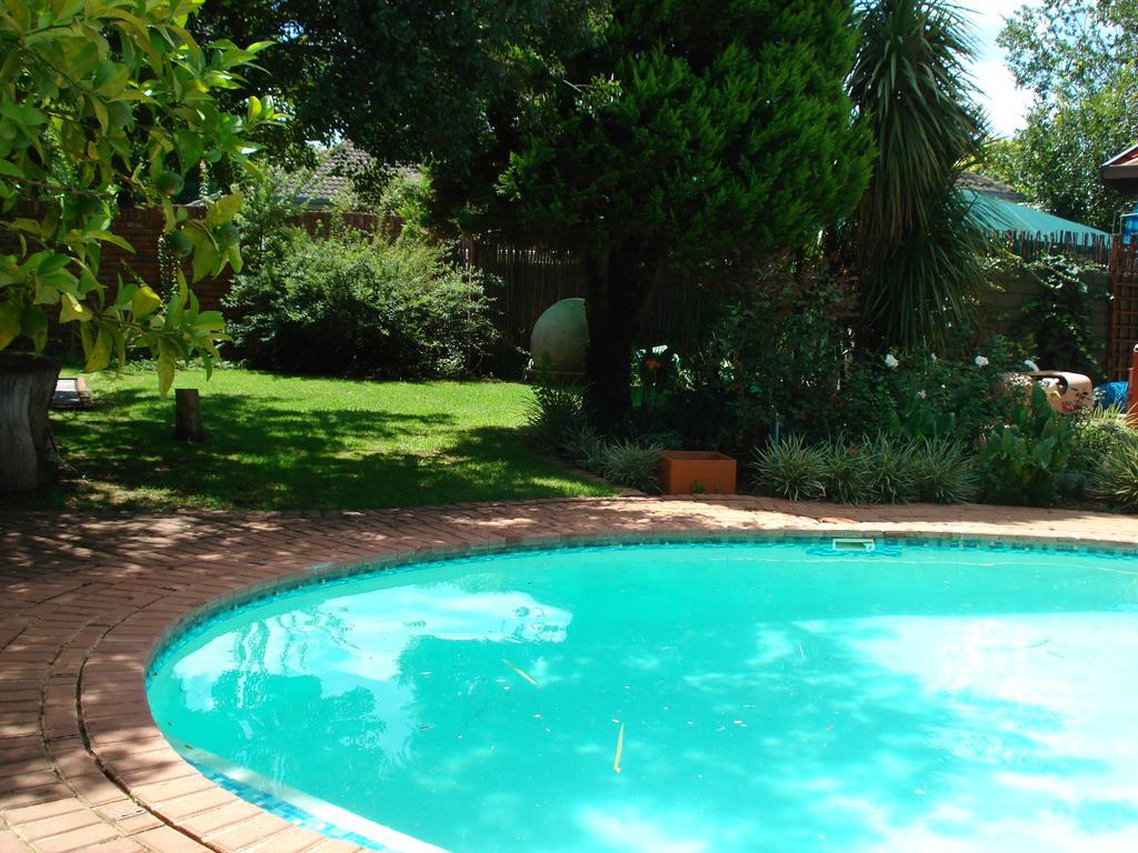 Anne'S Place Potchefstroom Exterior foto