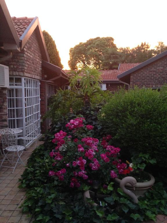 Anne'S Place Potchefstroom Exterior foto